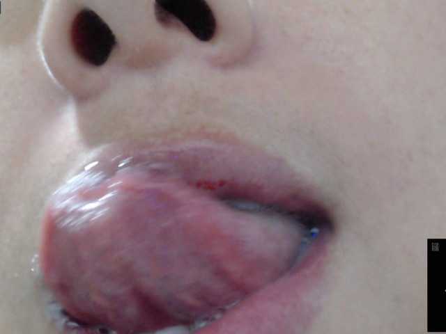 Fotografije Danna-nau sloppy deepthroat spit in my face very nasty