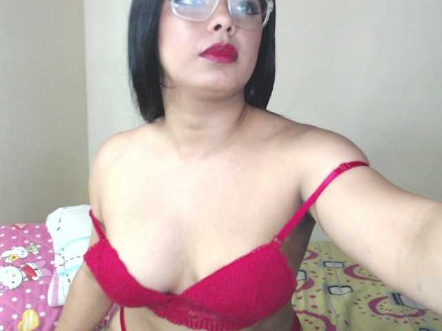 Fotografije dannagaleano1 Welcome to my room! Come with me and spend a fantastic moment together ♥ #latina #young #bigtits #bigass #dance