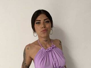 Erotični video klepet Dannyevan