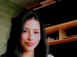 Erotični video klepet danycinnamon