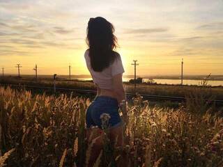 Erotični video klepet DaphneMoss