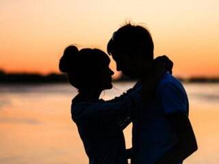 Erotični video klepet Daring-Karol