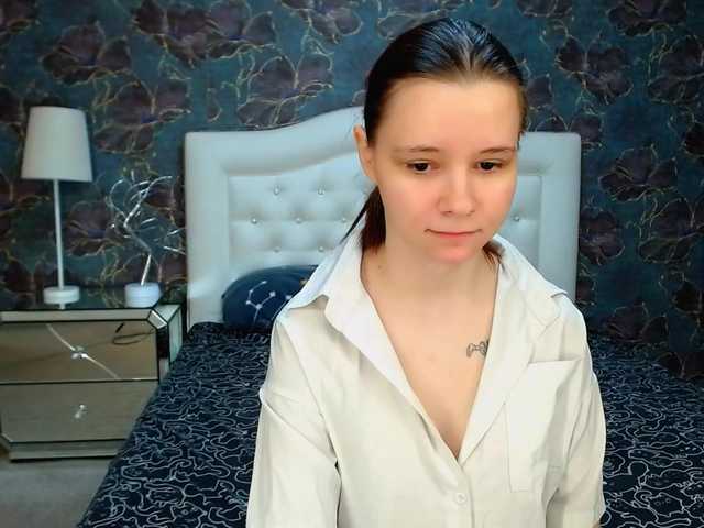 Oddajajo posnetke zaslona Dark-Shine