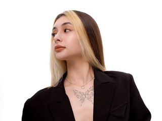 Erotični video klepet DarlaBelle