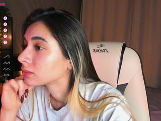 Erotični video klepet DarlaBelle