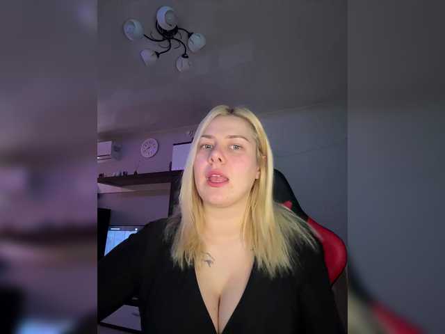 Oddajajo posnetke zaslona -Domina_live-