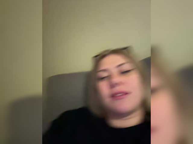 Oddajajo posnetke zaslona -Domina_live-