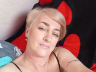 Erotični video klepet DearLady