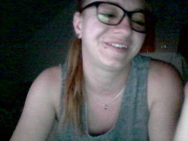 Oddajajo posnetke zaslona DeeanaEvans