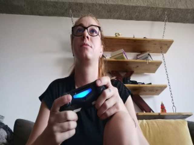 Oddajajo posnetke zaslona DeeanaEvans