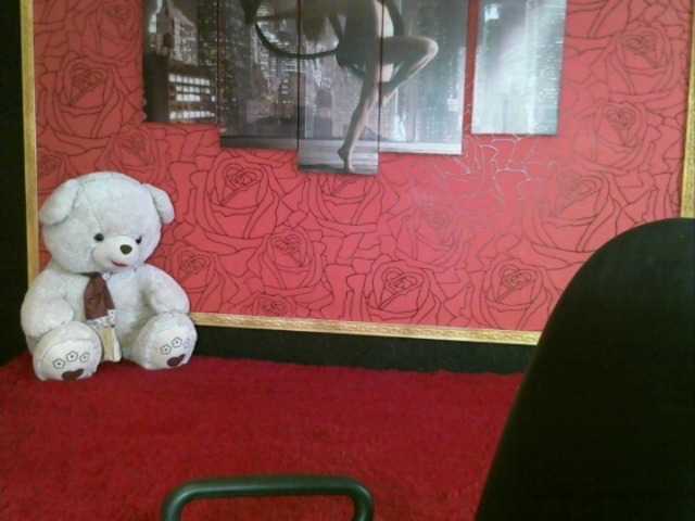 Oddajajo posnetke zaslona defath1