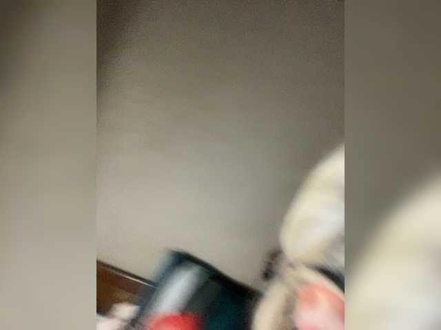 Oddajajo posnetke zaslona Defhtsf0909