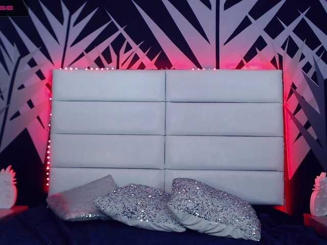 Oddajajo posnetke zaslona DeviilDoll