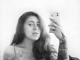 Erotični video klepet FortuneCarmen