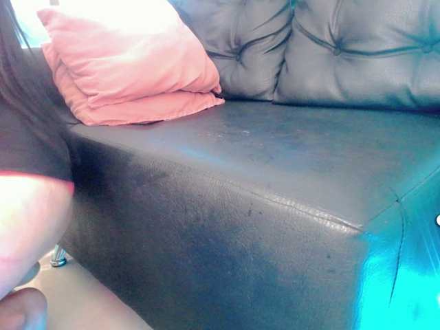 Oddajajo posnetke zaslona Devora-mature