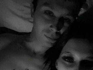 Erotični video klepet Sexy-and-Garry