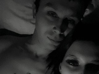 Erotični video klepet Sexy-and-Garry