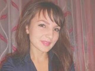 Erotični video klepet diamantxxx