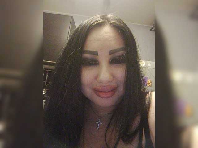 Oddajajo posnetke zaslona DiamondKey