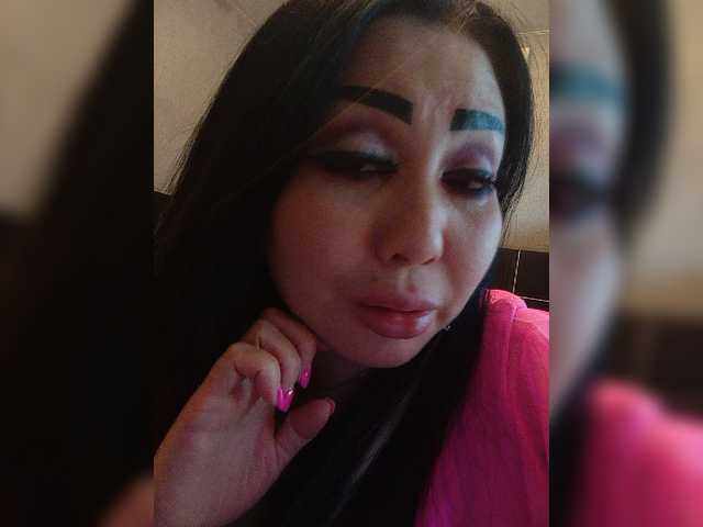 Oddajajo posnetke zaslona DiamondKey