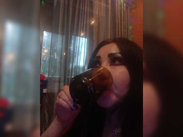 Oddajajo posnetke zaslona DiamondKey