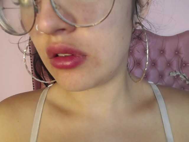 Fotografije Diamonstar- #deepthroat #blowjob #new #latina #spit