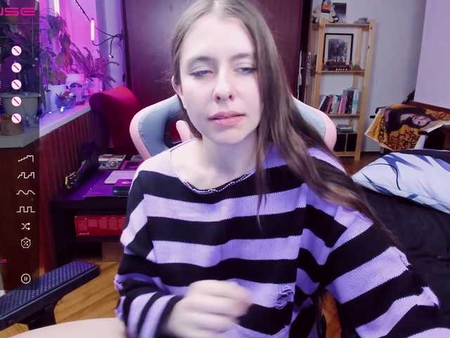 Oddajajo posnetke zaslona Diana-D