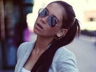 Erotični video klepet DianeFire