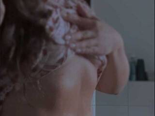 Erotični video klepet Dilarry