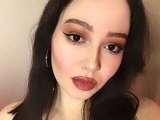 Erotični video klepet DirtyMelody