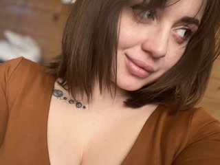 Erotični video klepet Dishkakiss