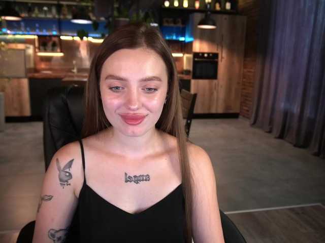 Oddajajo posnetke zaslona DivaaStar