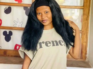 Erotični video klepet Djamillah