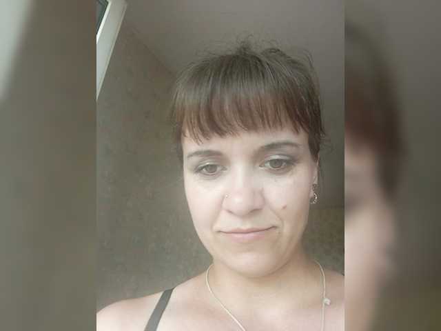 Oddajajo posnetke zaslona Divergent_21