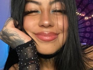 Erotični video klepet Dollcam