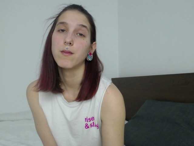 Oddajajo posnetke zaslona Dollyduff