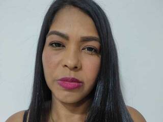 Erotični video klepet DoutzenDrose