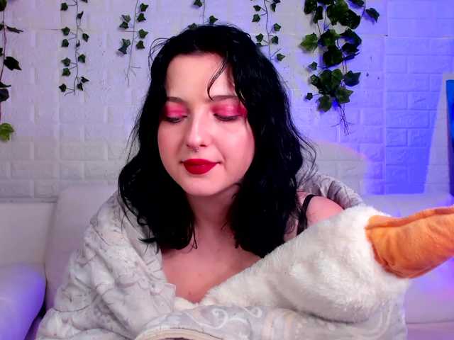 Fotografije dream-fox LETS HAVE SOME FUN! CUM IN PVT @remain tokens left BEFORE HARD SQUIRT SHOW