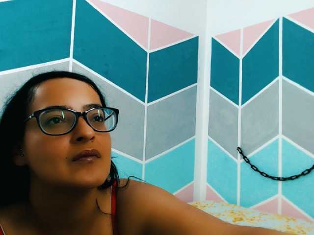 Oddajajo posnetke zaslona Dulcetaylor