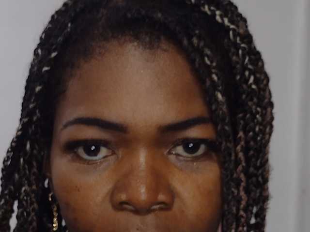 Profilna fotografija ebony-panter