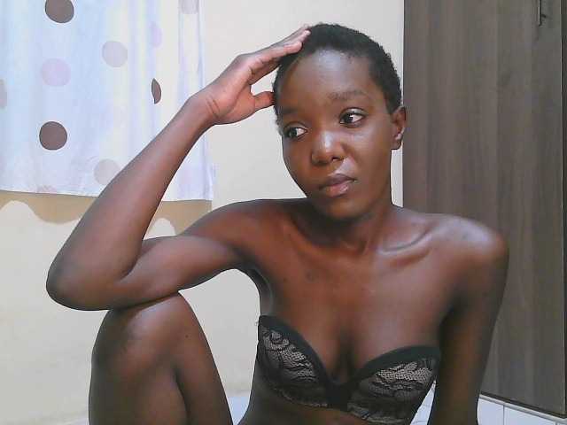 Oddajajo posnetke zaslona Ebonygoddess2