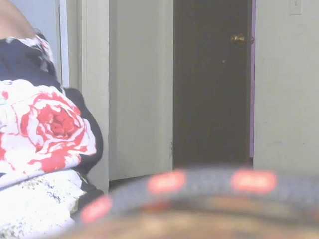 Oddajajo posnetke zaslona ebonymonroe4