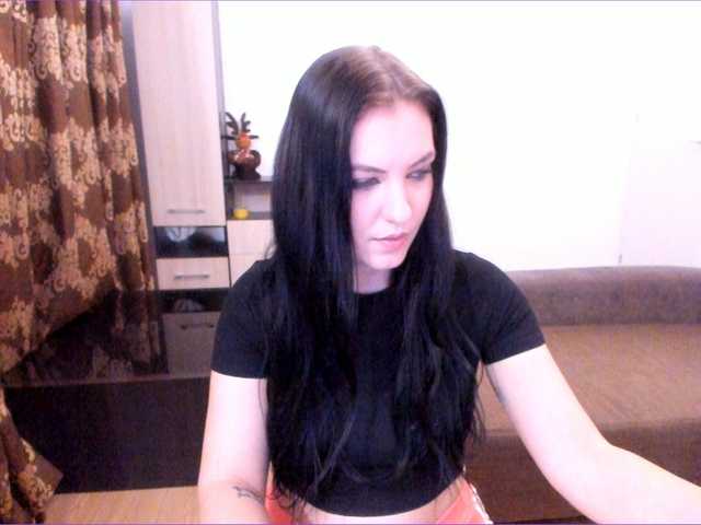 Oddajajo posnetke zaslona ElaineElectra