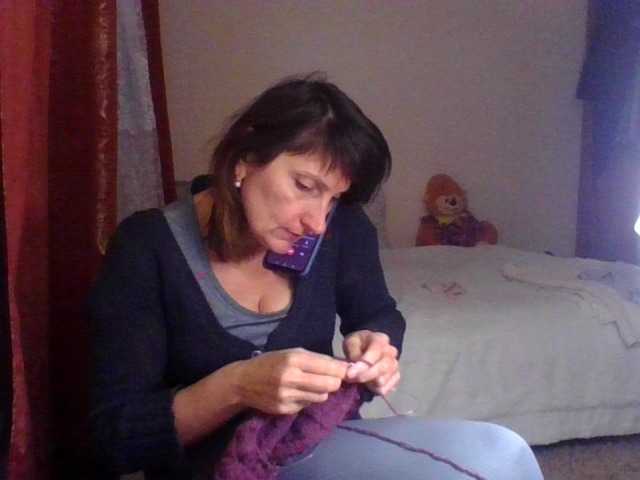 Oddajajo posnetke zaslona Eleanesa