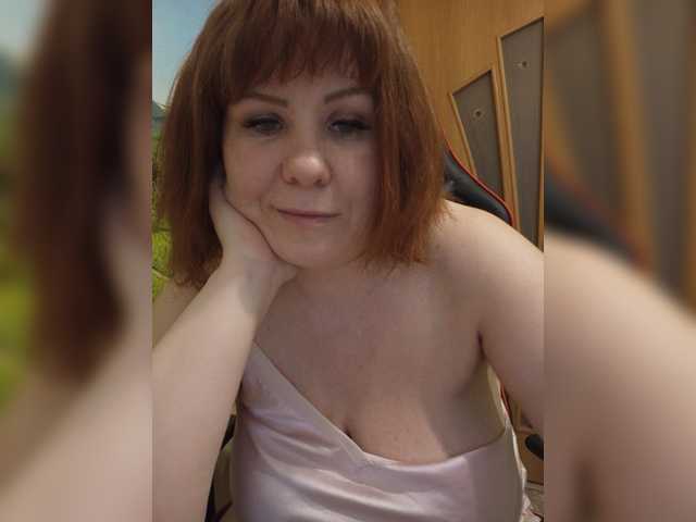 Oddajajo posnetke zaslona ElegantLady77