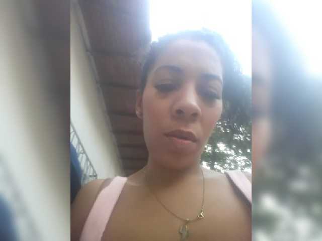 Oddajajo posnetke zaslona Eli-Red