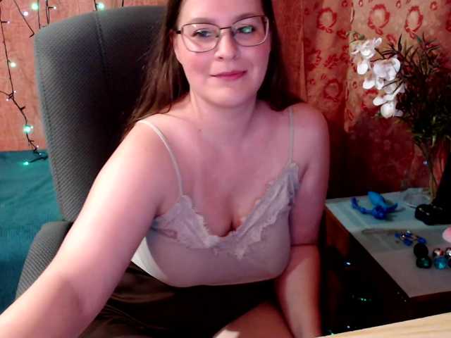 Fotografije Elizabeth_S Show the figure of 25 tc. armpits 15 tk, tits 50 tk; show feet 20 tk; Insert anal plug 70 tk; Camera view up to 5 minutes 65 tk; hairy pussy and bald ass 80 tk; jerk off for about 5 minutes 350 tk;
