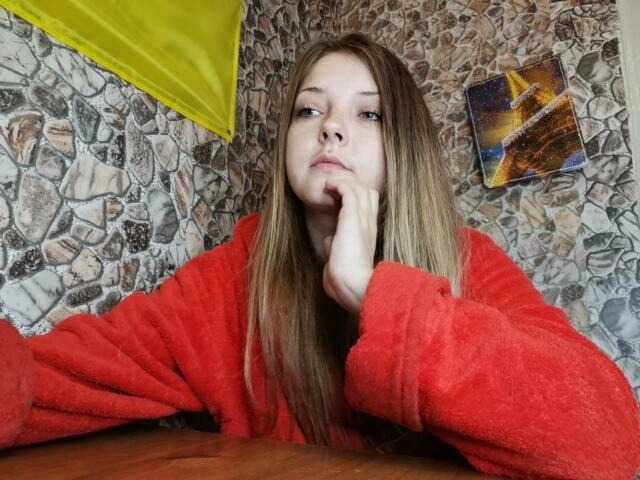 Oddajajo posnetke zaslona EllaLaLovely