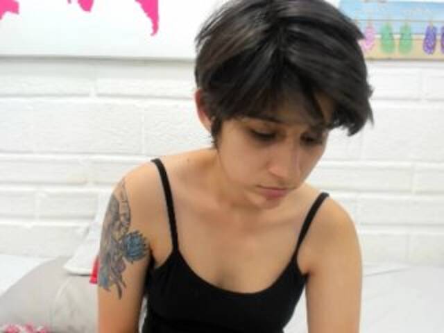 Oddajajo posnetke zaslona Elliot-ferri