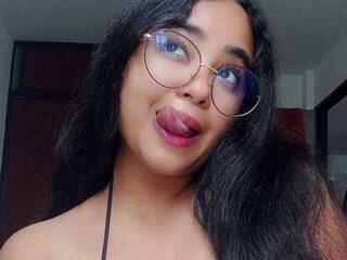 Erotični video klepet ElynDavidson